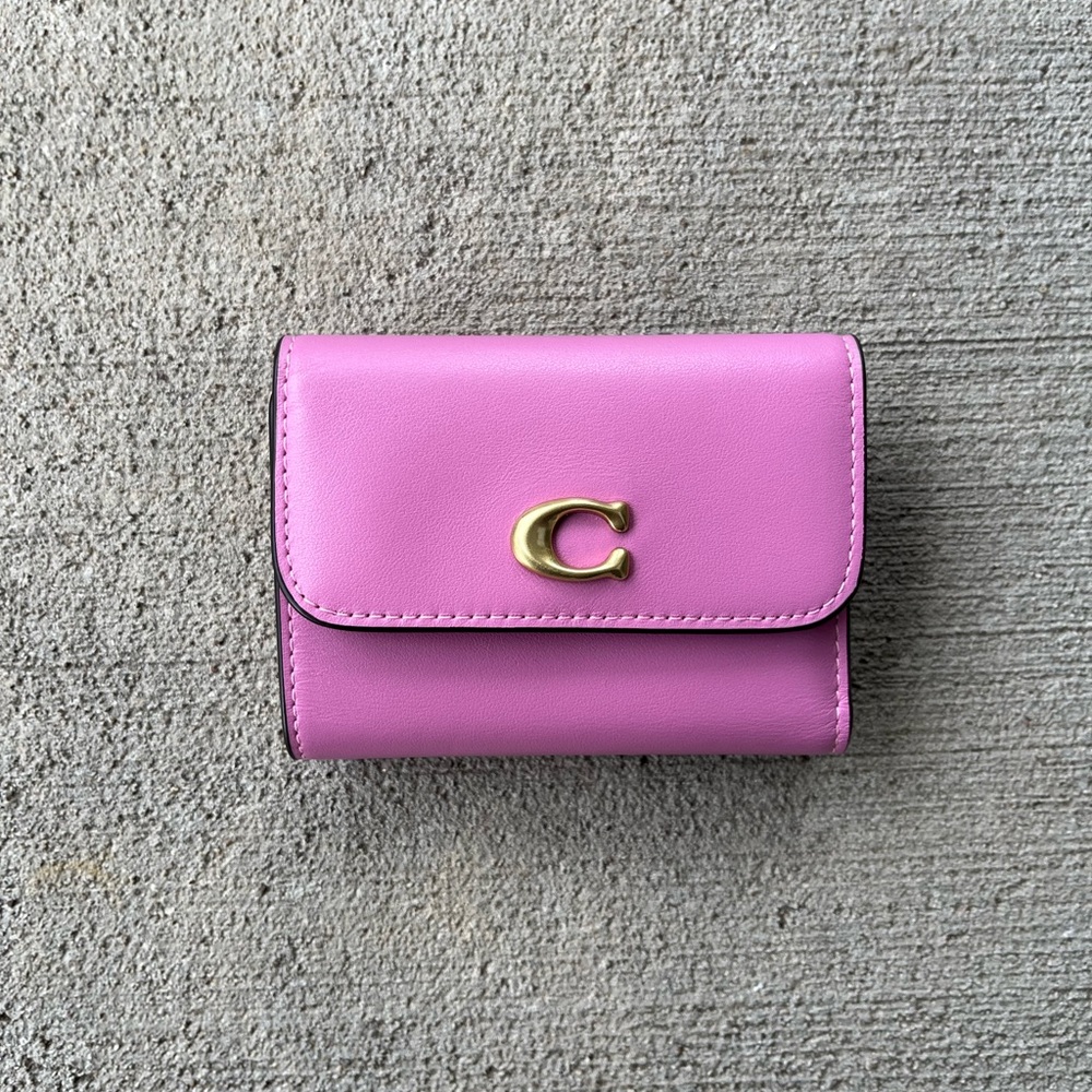 Coach essential card holder wallet pink gold